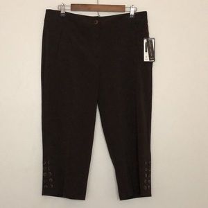 Larry Levine Stretch Crop Pants